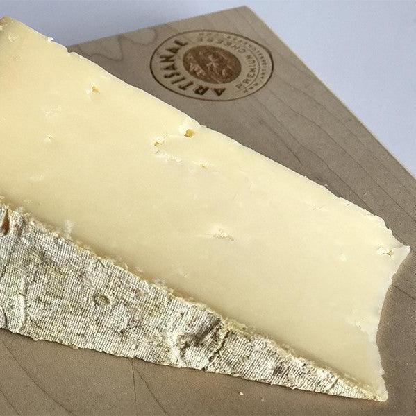 Cheddar, Jasper Hill Clothbound - Artisanal Premium Cheese